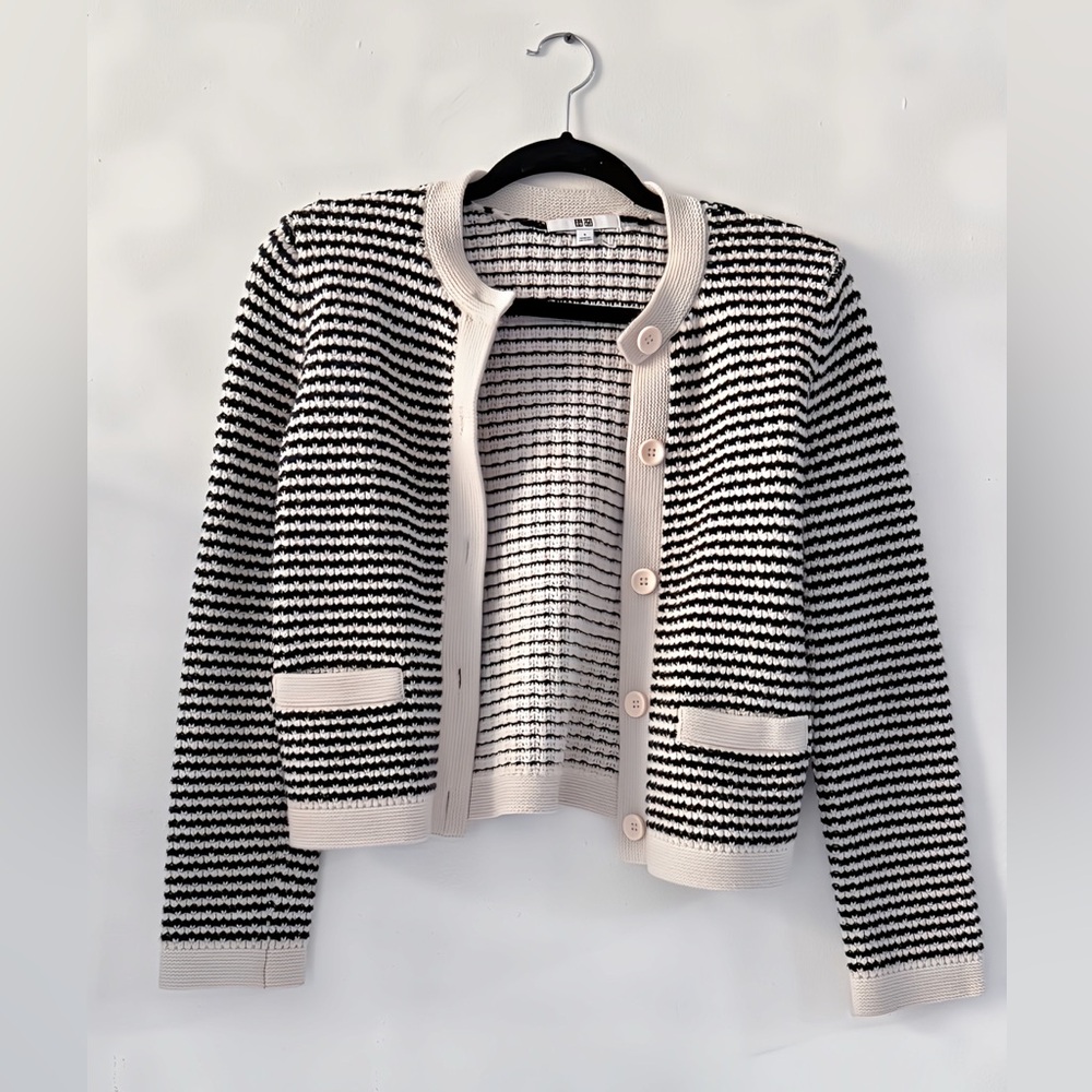 Uniqlo Black and White Knit Cardigan